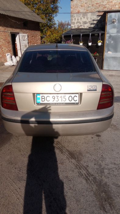 продам шкоду суперб