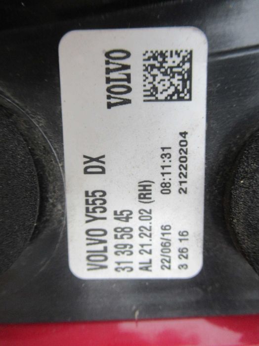 Lampa prawy tył Volvo V40 2012> oryginał