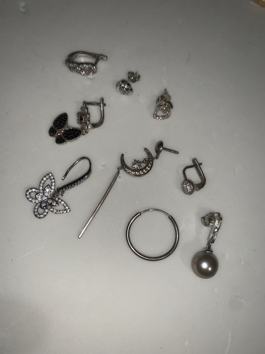 Срібло 925, сережки по одній, потеряшки.