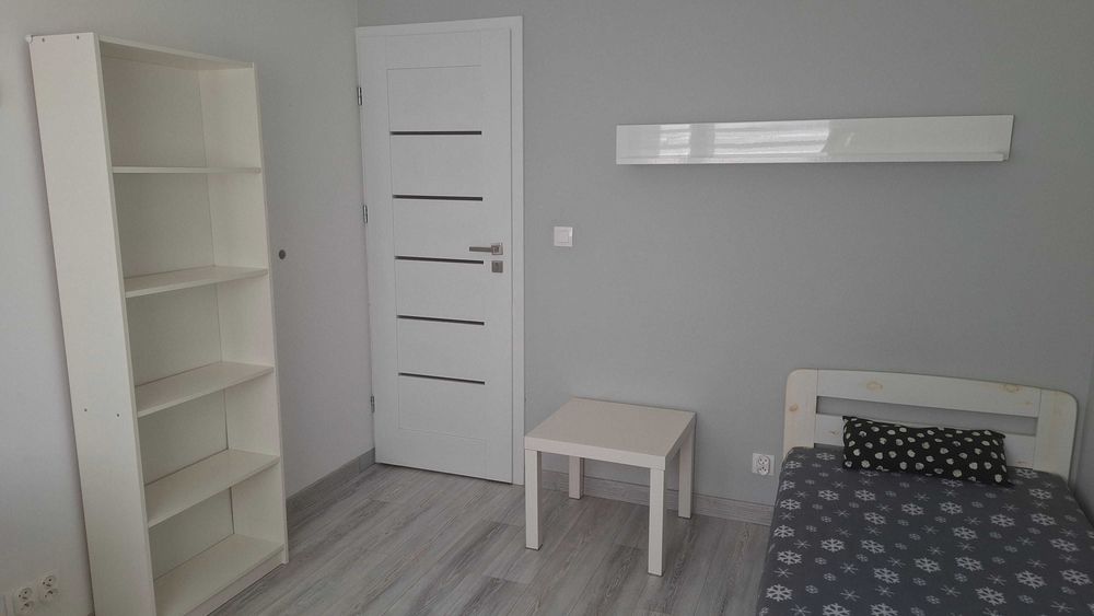 Duży komfortowy pokój (12 m2) dla studenta-Katowice Ligota-Panewniki, Krucza