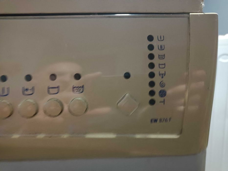 Sprzedam pralkę uszkodzona