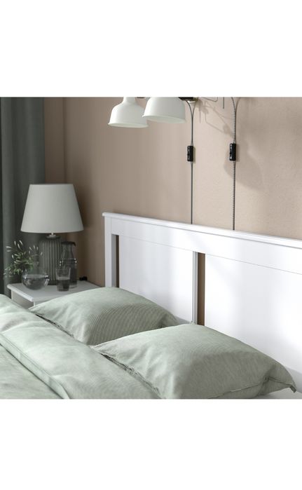 Cama Casal Branca c/ Arrumação