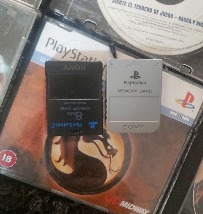 PlayStation Jogos e Cartões de Memória.