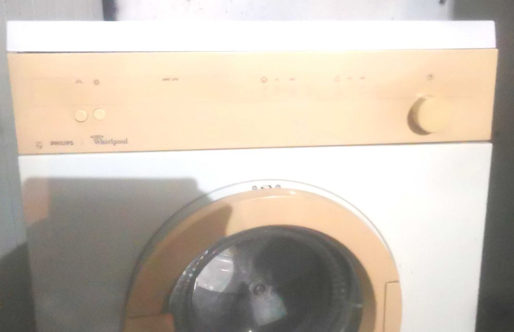 Máquina de secar roupa