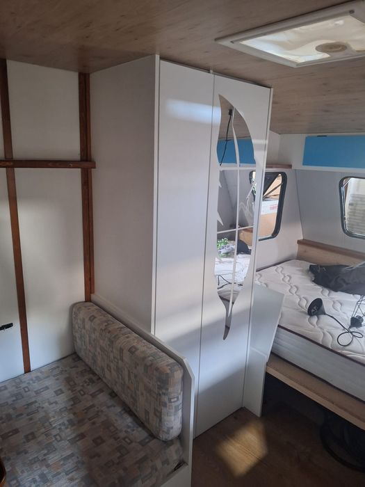Caravana atrelado em ótimas condições e remodelada