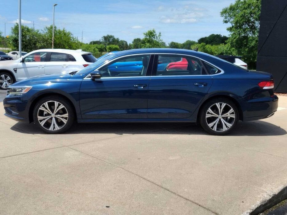 Volkswagen Passat      2022