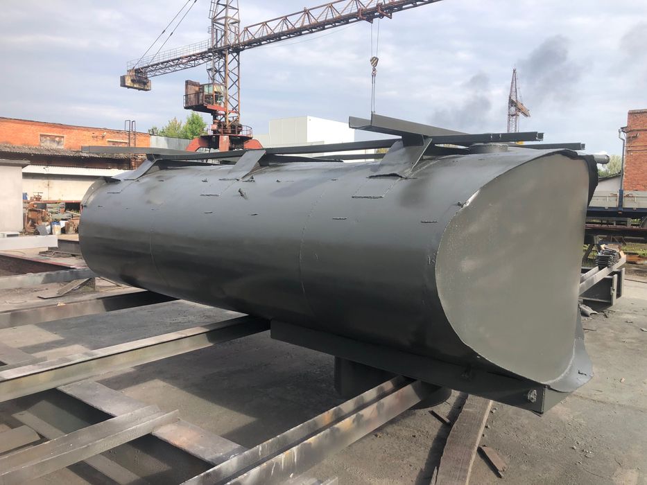 Ємність металева (резервуар) для бензовоза