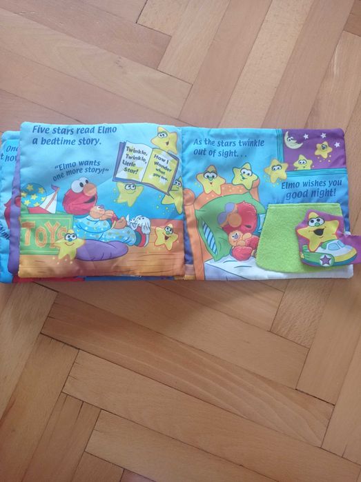 Książka sensoryczna dla dzieci Elmo miękka, piszcząca
