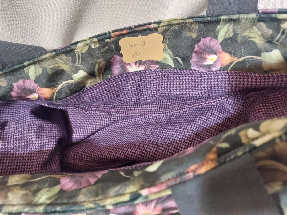 Torba szoperka w kwiatowy print