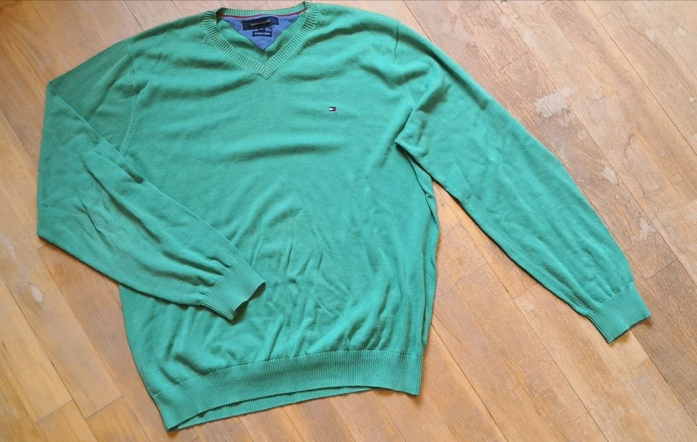 Sweter Tommy Hilfiger, rozmiar XL, założony kilka razy, 100% bawełna