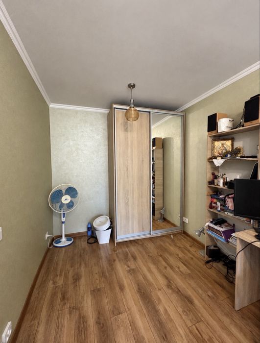 Продаж 1 кімнатної квартири, Полєтаєва!