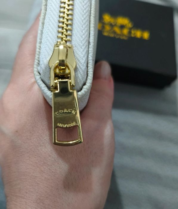 Carteira Coach Branca Nova