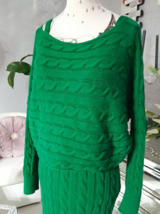 Piękna modna sukienka dzianinowa  Komplet sukienka i sweterek