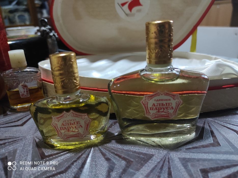 Духи ссср Алые паруса , Ассоль и др.