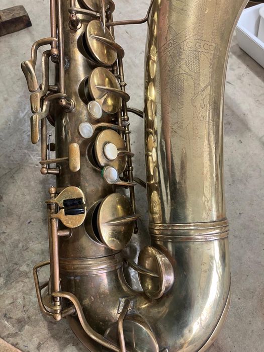 Saxofone Conn 10M tenor