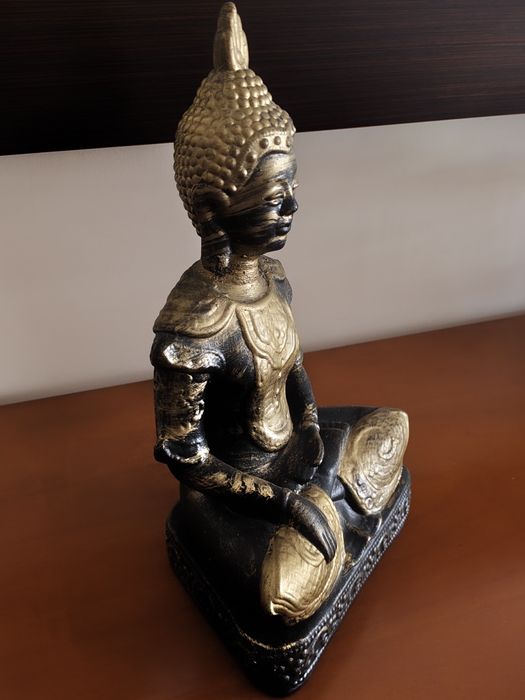Estátua de deusa buda decorativa