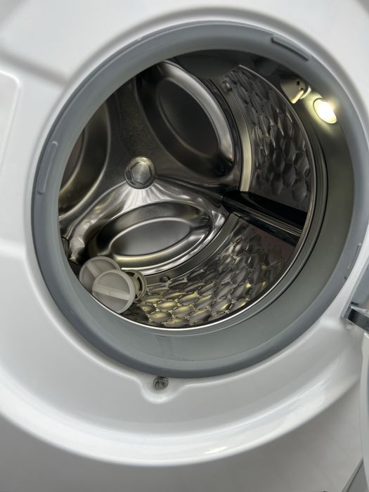 Пральна машина Miele WMW960