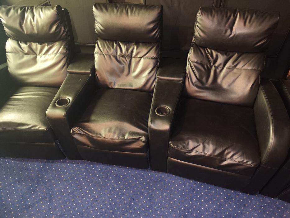 Sprzedam fotele kinowe