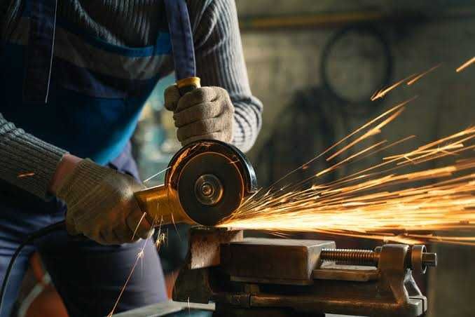 Reparações e pequenos trabalhos Serralharia/Soldadura