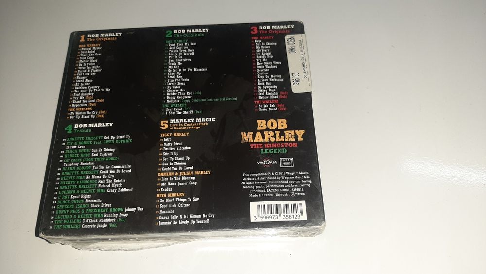 box 5 cd's de Bob Marley