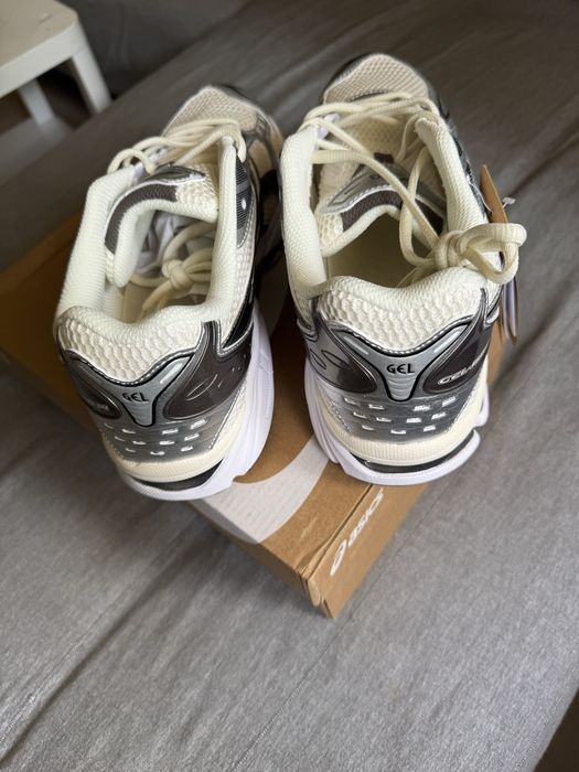Tenis Asics nunca usado