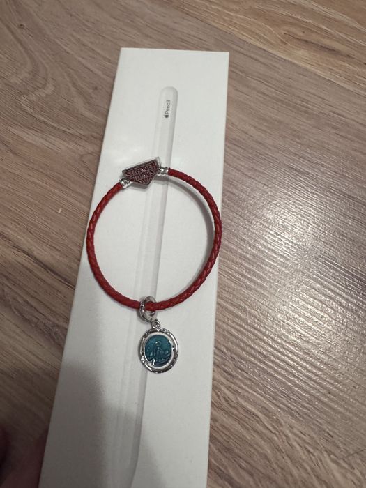 Bransoletka Stranger Things