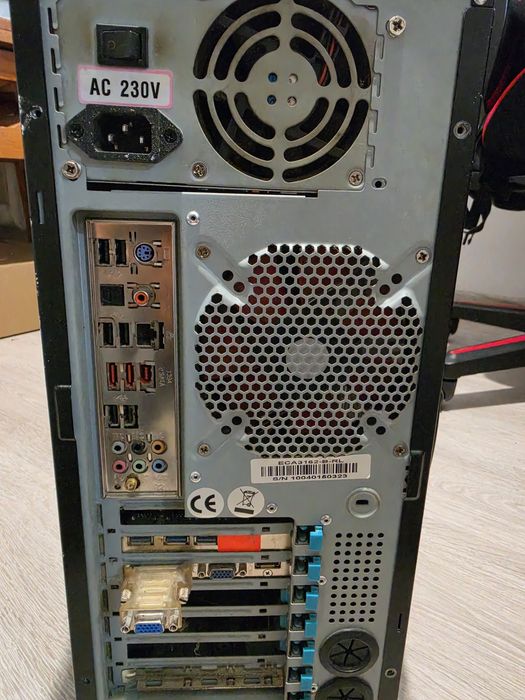 Komputer Retro LGA775 | Asus P5K-E | Gigabyte GeForce (9600GT / GTS250) | Chłodzenie OCZ