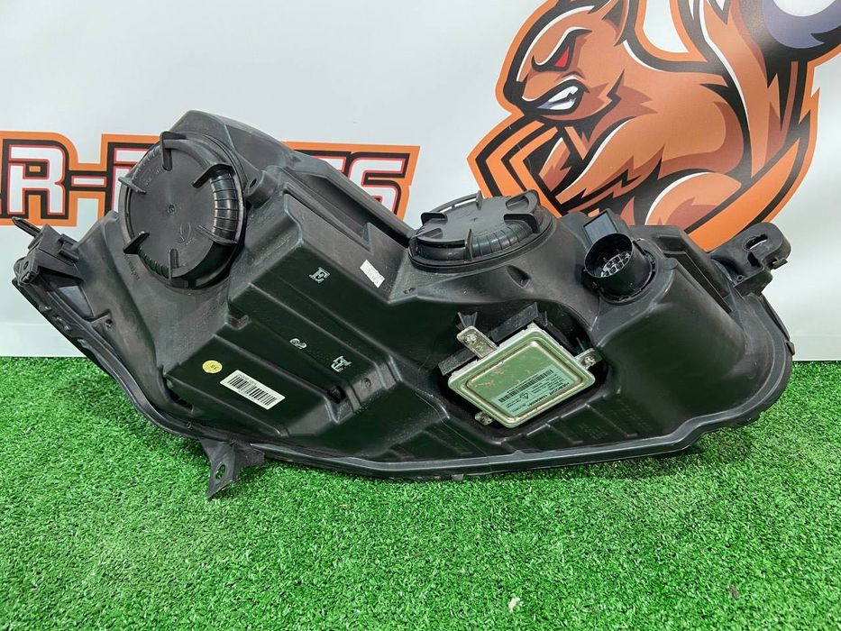 Фара ліва права Jaguar F-Pace Бі-Ксенон Європа