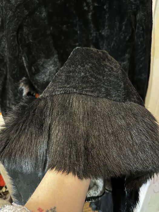 Продам натуральну шубу песец+мутон+козел