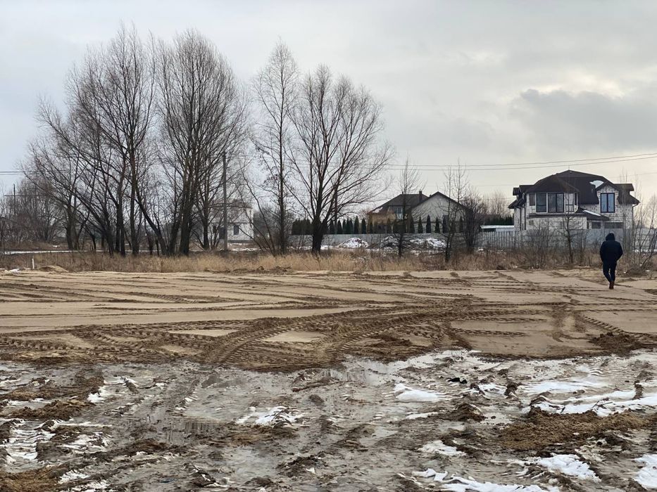 Земельна ділянка до продажу