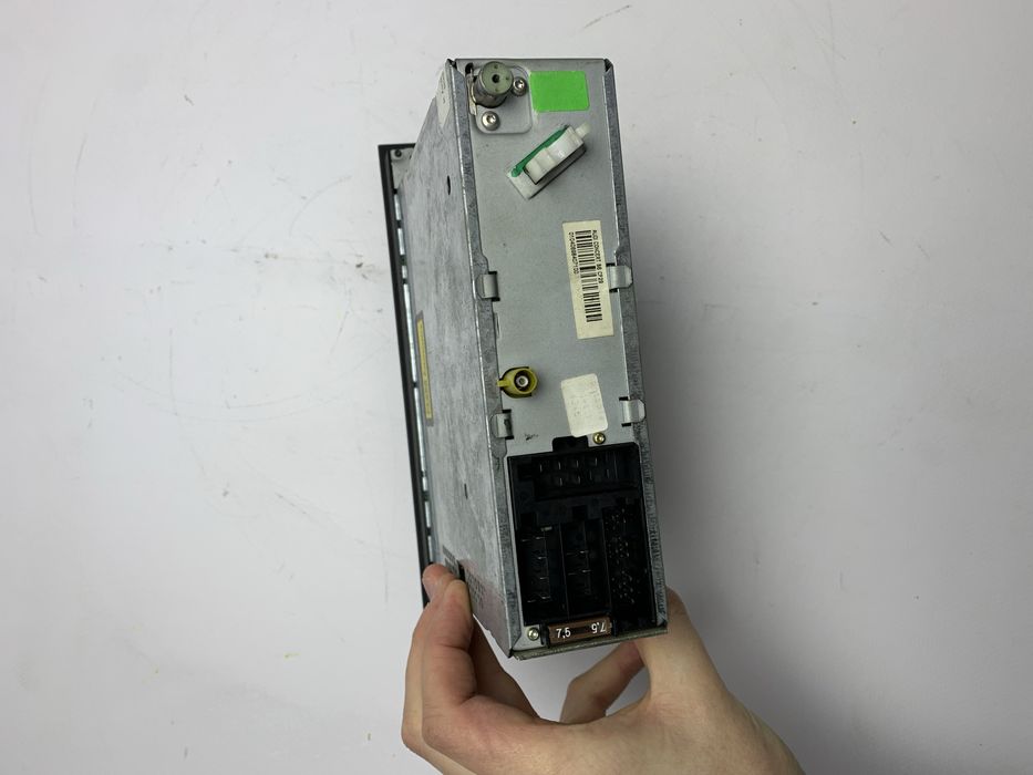 Штатна магнітола Audi A4 B6