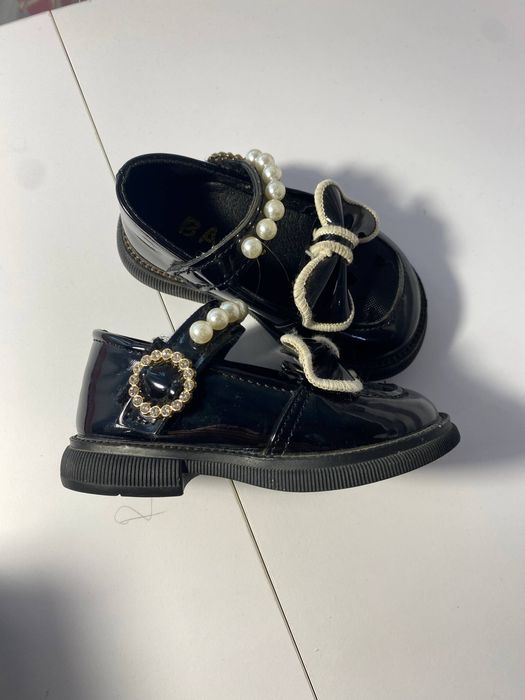 Неймовірно гарні туфельки