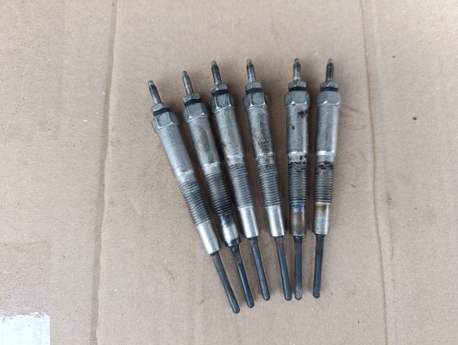 Свічка накалу 2.0 Cidt RF5C Rf7J Mazda 6 5 MPV мазда