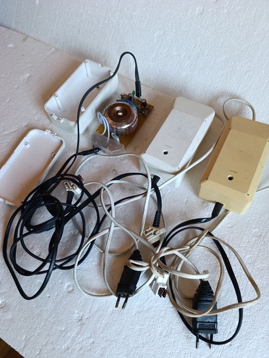 Продам блок живлення 12В