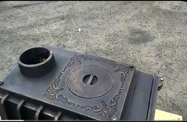 Буржуйка чугунная с варочной поверхностью