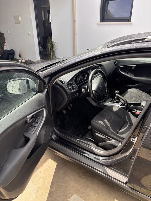 Volvo v40 cross country