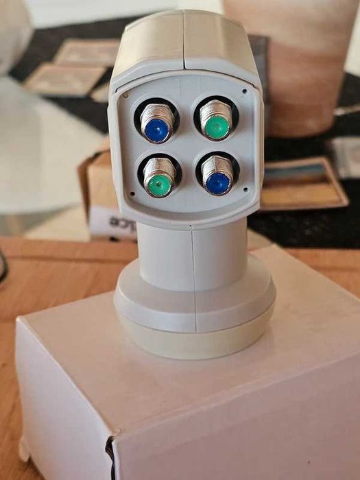 LNB Quadruple Edge Technology64285518782467123