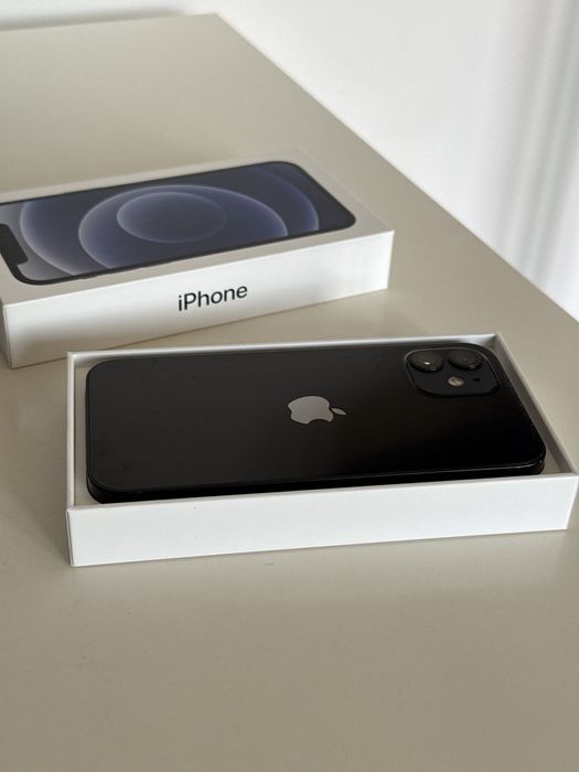 iPhone 12 pojemność 128GB