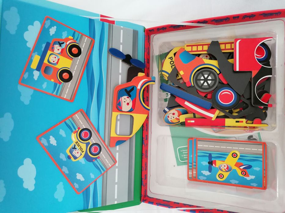 Jogo/ livro magnético