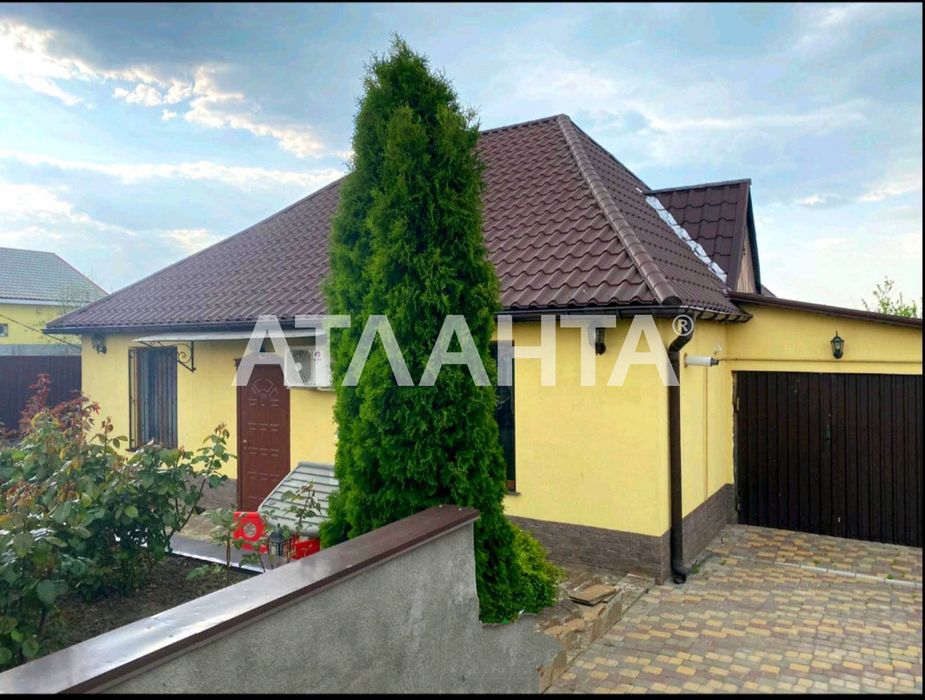 Будинок у передмісті Одеси /Великий Дальник.