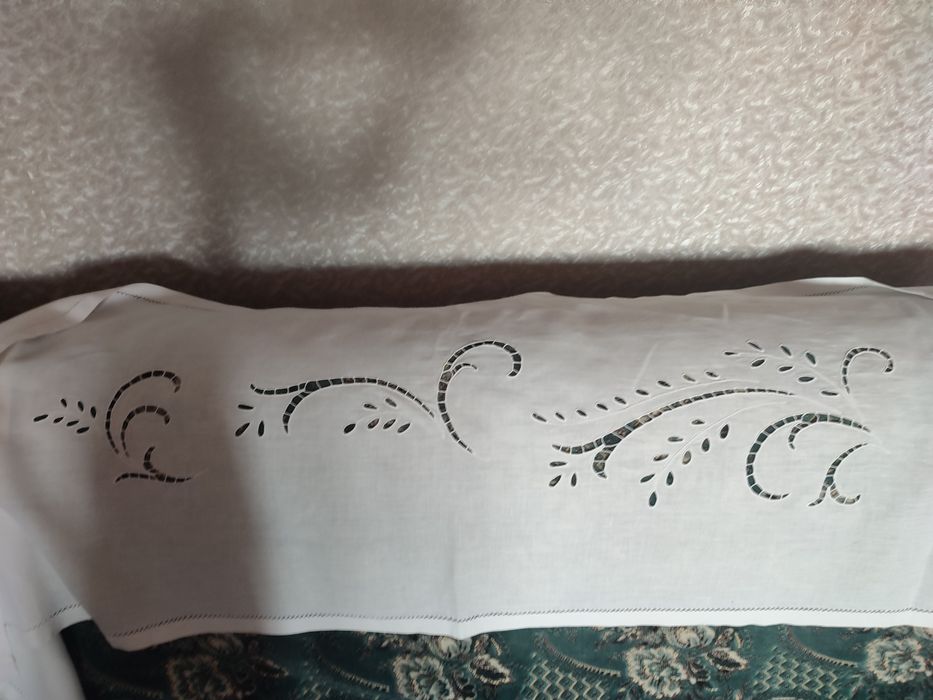 Продаю   покрывало.микрофибра. И 2 пледа