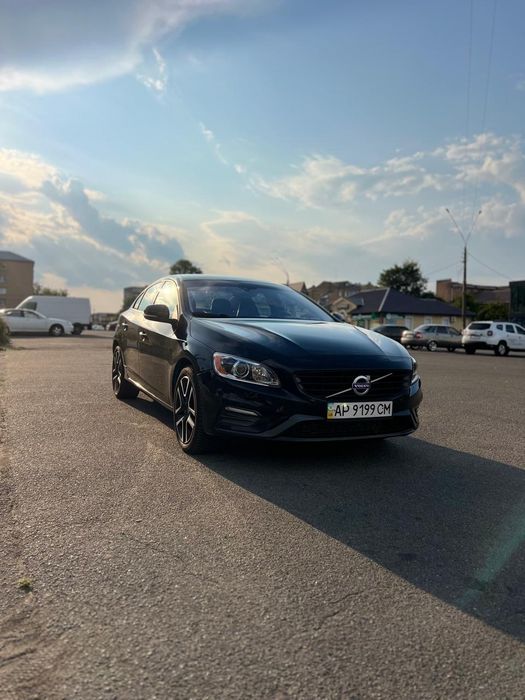 Volvo S60 2017 року.