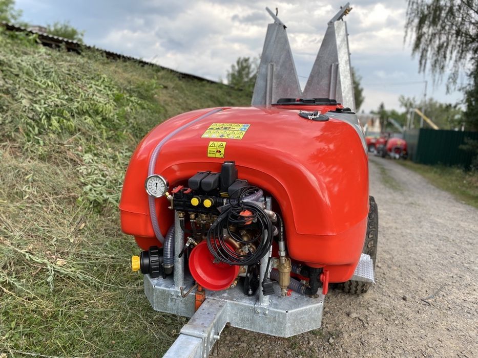 Оприскувач Опрыскиватель ОПВ 2000