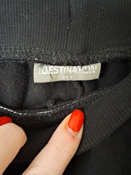 Spodnie dresowe chłopięce Destination rozm.152