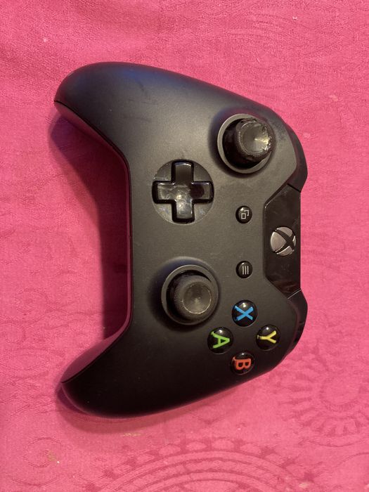 X Box One - 500 MB (2016)64171757537922121