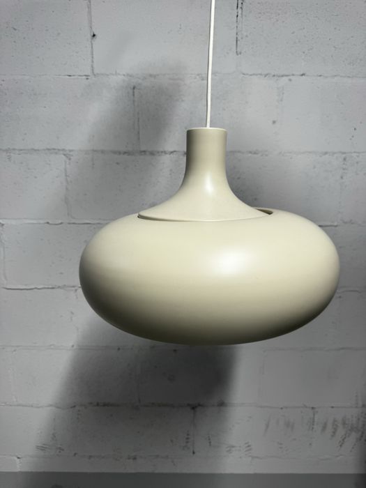 Lampa wisząca kremowa/beżowa – nowoczesna, skandynawska