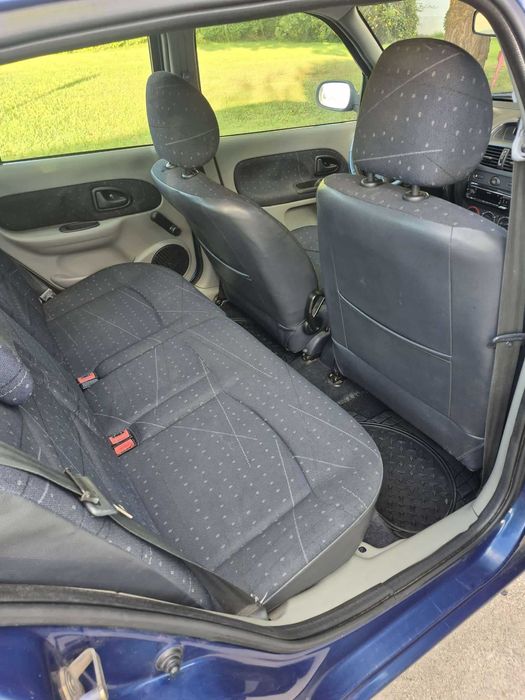 Renaul Clio 2 1.2I