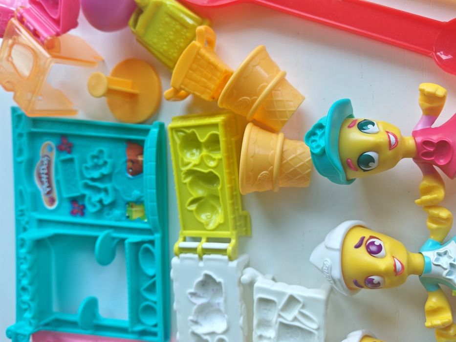Zestaw Play Doh lodziarnia plastelina wałek lody