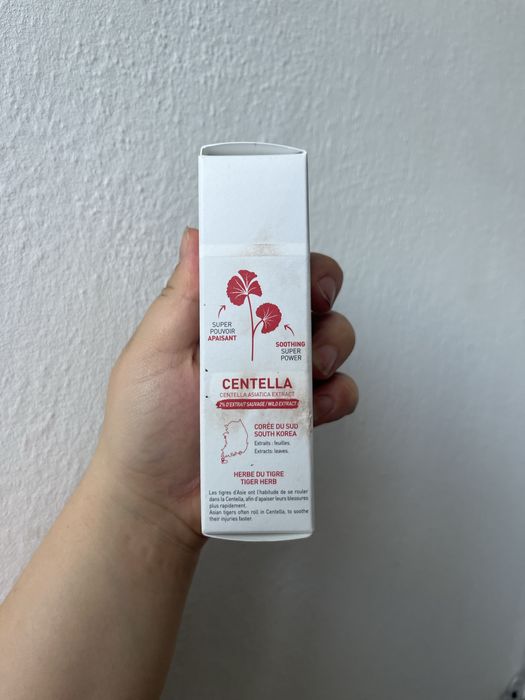Krem erborian Centella Cream  Anti-redness  Moisturizing & Soothing