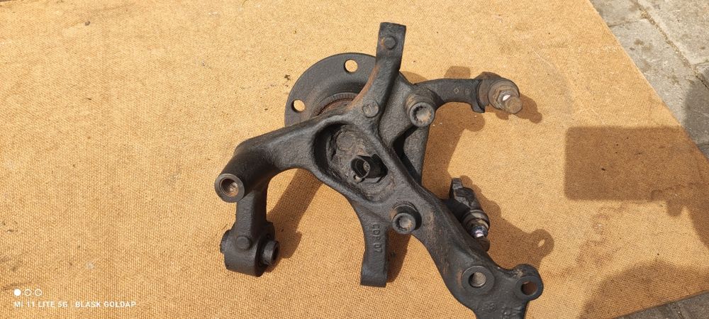 Zwrotnica Lewa Przód Audi A3 8P 2.0 TDI 2003 Blask Gołdap